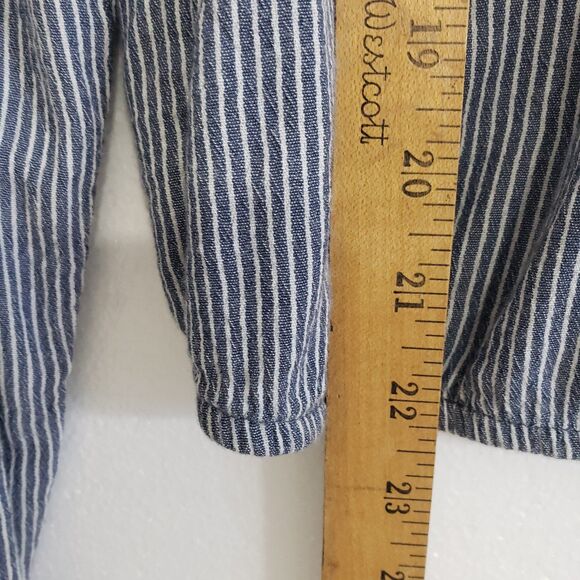 Abercrombie & Fitch Woman's V-Neck Embroidered Blouse with Tie Sleeves, Size XL - Picture 5 of 6